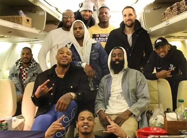 窗口之间寻 窗口之间寻